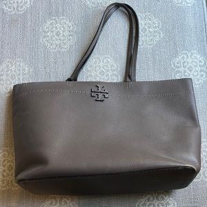 Tory Burch Tote. Great condition